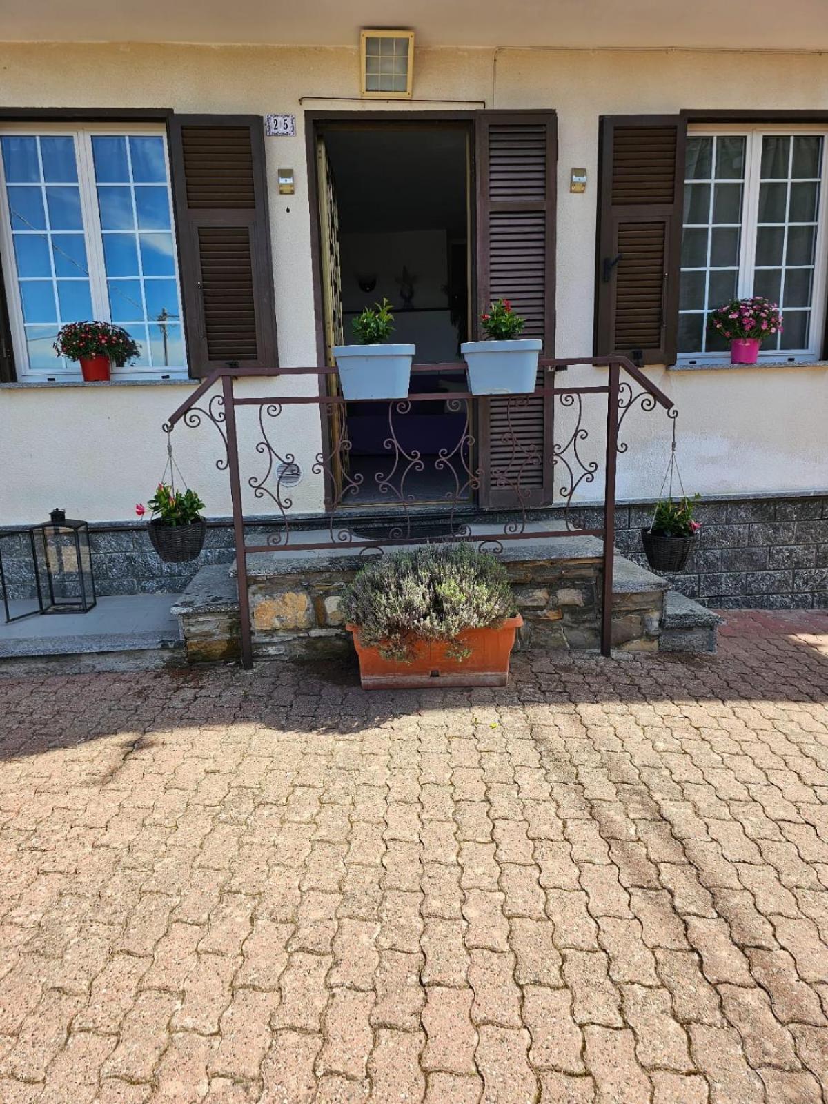 La Casa Della Lavanda Borgo Adorno Extérieur photo