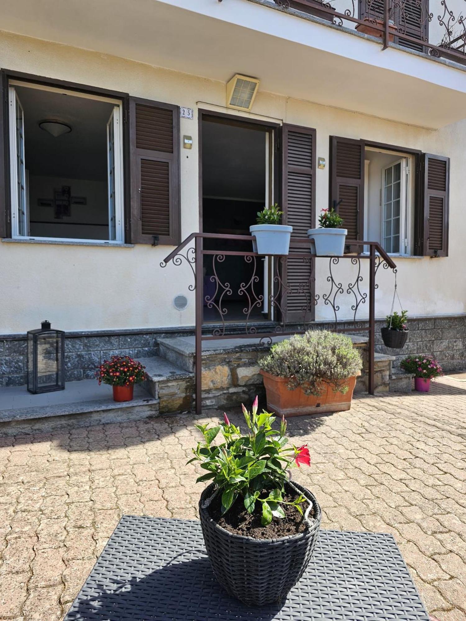 La Casa Della Lavanda Borgo Adorno Extérieur photo